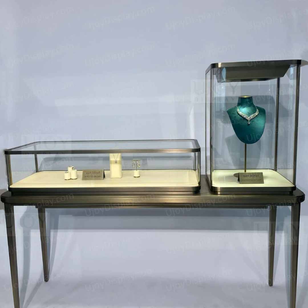 Manufacturer, Exporter, Importer, Supplier, Wholesaler, Retailer, Trader of High-level Jewelry Display Showcase Jewelry Display Cases for Retail Stores in Dubai, Dubai,UAE, 